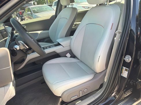 Used 2024 Hyundai Ioniq 6 SEL RWD image 9