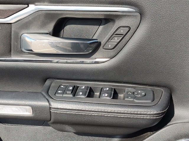 Used 2025 RAM 1500 Laramie w/ Laramie Southwest Edition AWD/4WD image 24