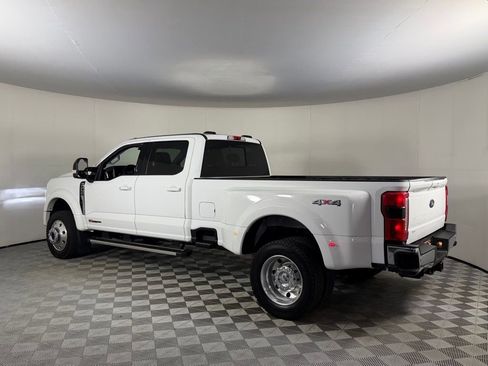 Used 2024 Ford F450 Lariat image 8