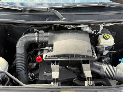 Used 2015 Mercedes-Benz Sprinter 2500 image 21