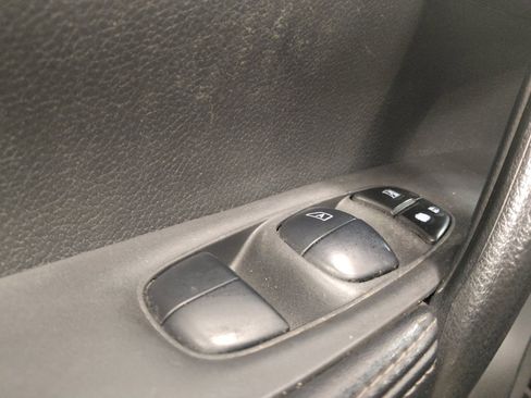 Used 2021 Nissan Rogue Sport SV FWD image 27