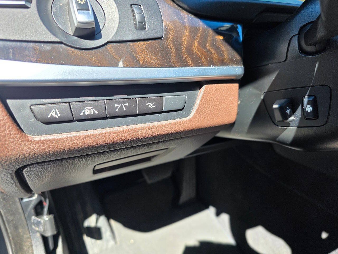 Used 2015 BMW 535i xDrive Sedan AWD/4WD image 17