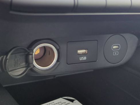 New 2026 Hyundai Elantra Limited FWD image 26