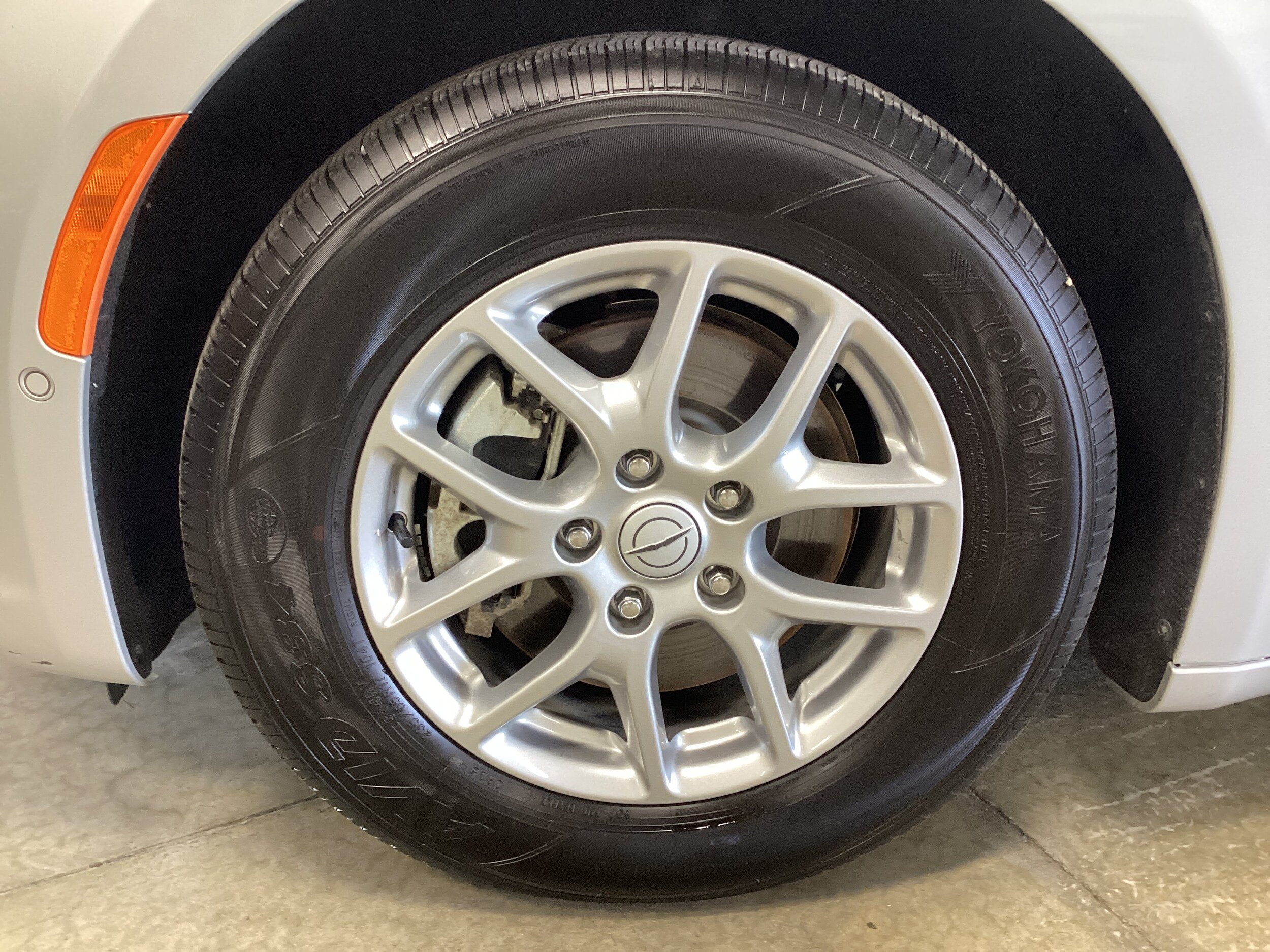 Used 2026 Chrysler Pacifica Select FWD image 9