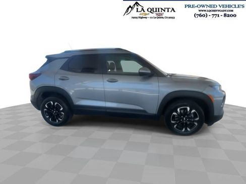 Used 2023 Chevrolet TrailBlazer LT FWD image 9