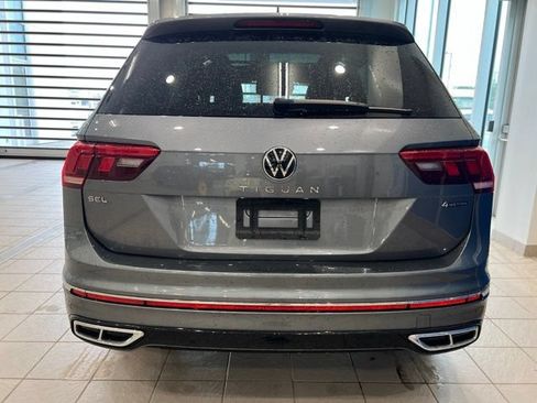 Used 2024 Volkswagen Tiguan SEL R-Line AWD/4WD image 6