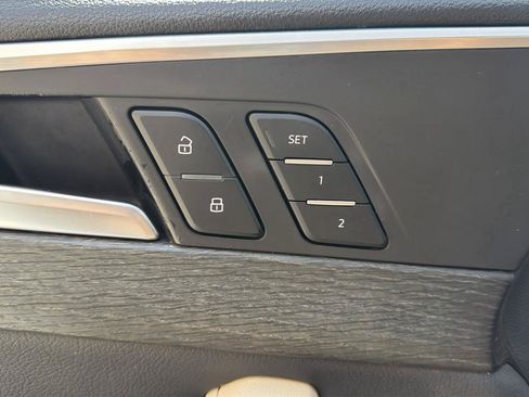 Used 2017 Audi A4 2.0T Ultra Premium FWD image 19