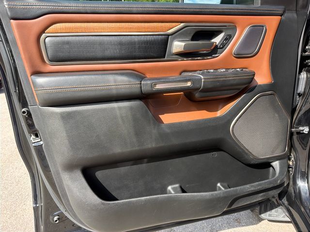 Used 2019 RAM 1500 Limited AWD/4WD image 12