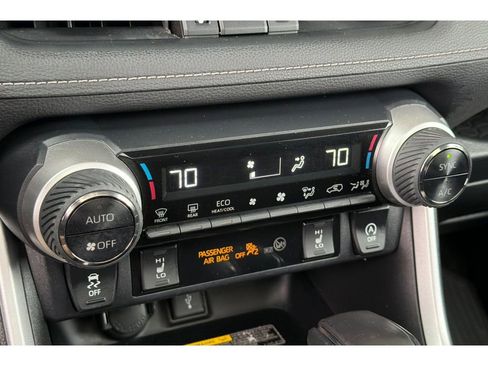 Used 2020 Toyota RAV4 XLE Premium AWD/4WD image 23
