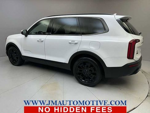 Used 2021 Kia Telluride EX w/ EX Premium Package image 3