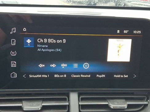 Used 2024 Chevrolet Trax LT w/ Driver Confidence Package FWD image 16