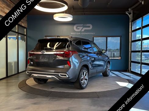 Used 2021 Kia Seltos S AWD/4WD image 3