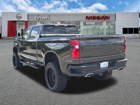 Used 2021 Chevrolet Silverado 1500 LT Trail Boss w/ Convenience Package II AWD/4WD image 5