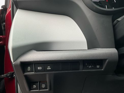 Used 2024 Toyota Sienna XSE w/ XSE Plus Package FWD image 16