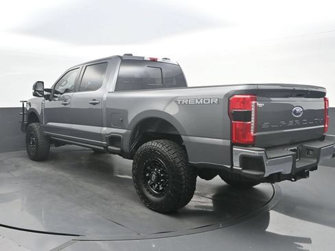 Used 2026 Ford F250 Lariat w/ Tremor Off-Road Package AWD/4WD image 3