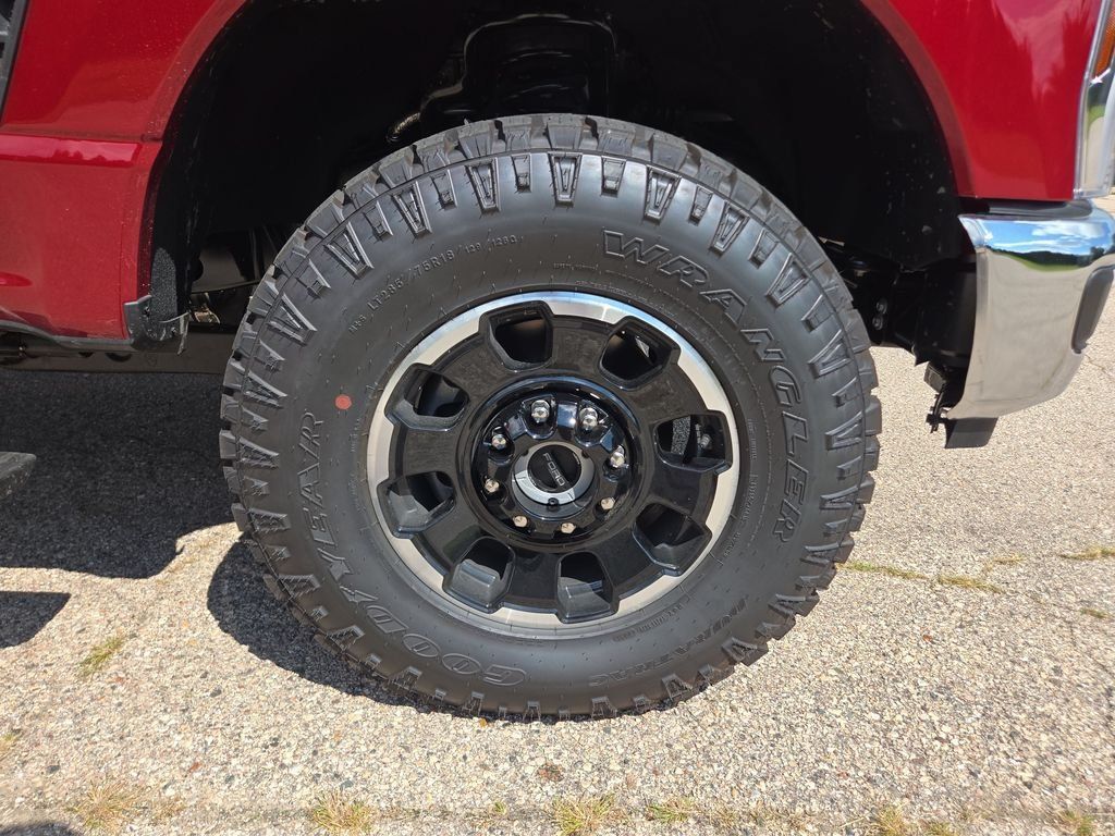 New 2026 Ford F250 King Ranch w/ Tremor Off-Road Package AWD/4WD image 21