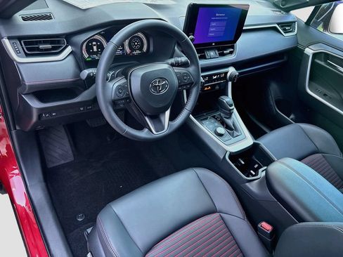 Certified 2025 Toyota RAV4 XSE AWD/4WD image 9