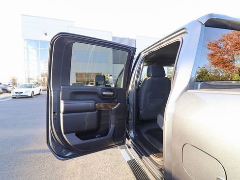 Used 2020 GMC Sierra 2500 SLE w/ SLE Convenience Package image 44