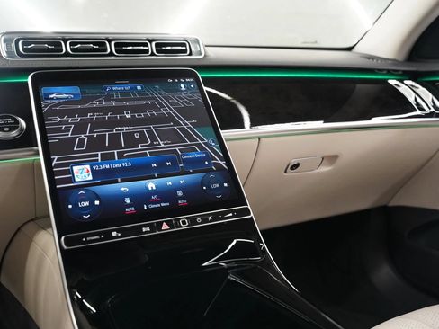 Used 2023 Mercedes-Benz S 500 4MATIC image 34