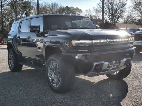 Used 2025 GMC Hummer EV 3X image 2