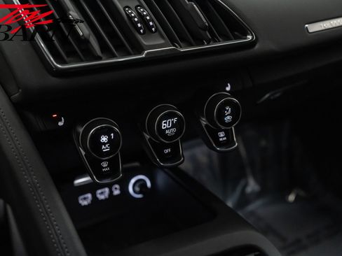 Used 2018 Audi R8 V10 image 43