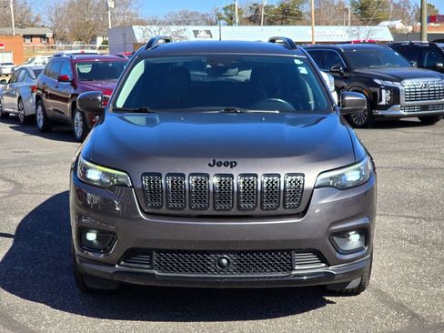 Used 2021 Jeep Cherokee Latitude Plus image 22