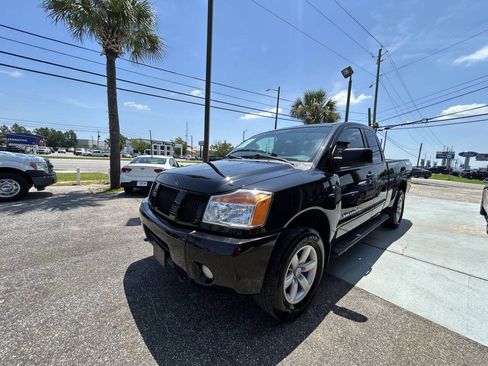 Used 2012 Nissan Titan SV w/ SV Value Truck Pkg AWD/4WD image 8
