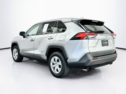 Used 2025 Toyota RAV4 LE AWD/4WD image 5