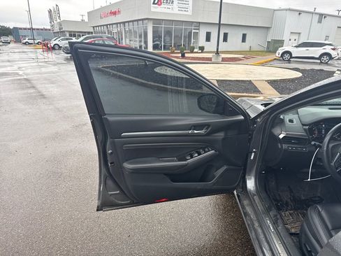 Used 2021 Nissan Altima 2.5 SL image 12