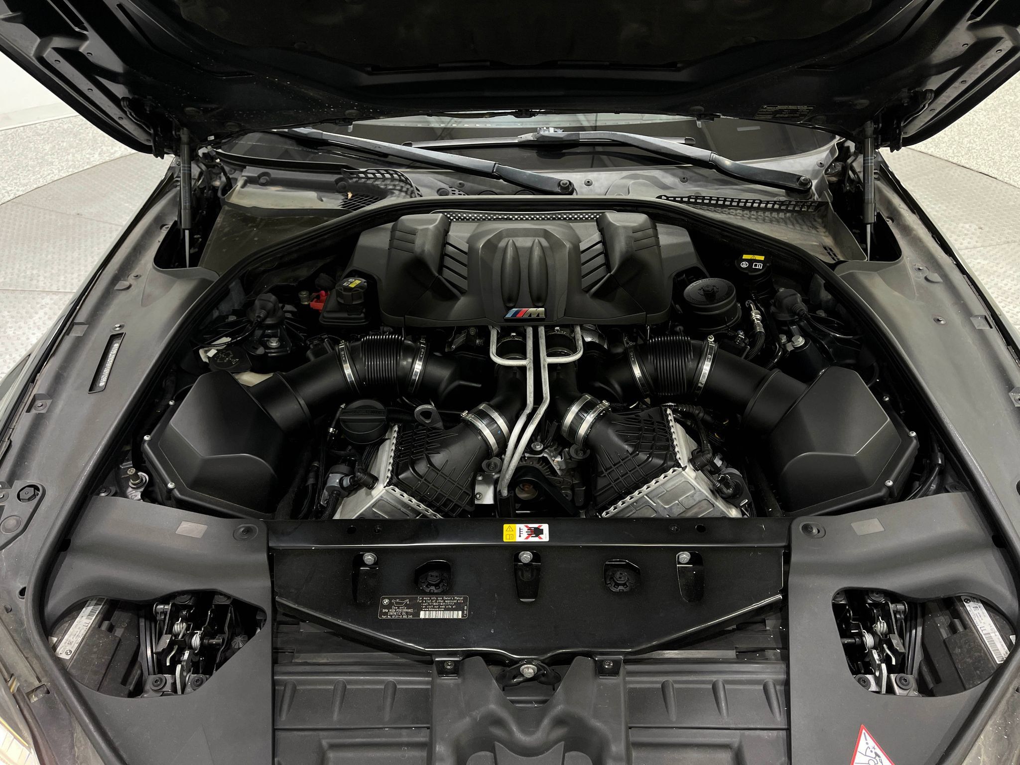 Used 2015 BMW M6 Convertible RWD image 26