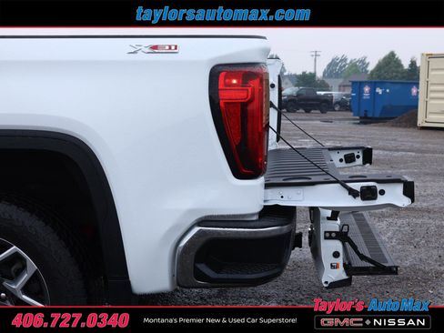Used 2023 GMC Sierra 1500 SLT w/ SLT Premium Package image 37