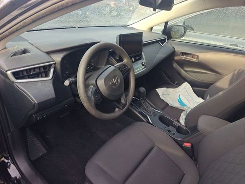 Used 2024 Toyota Corolla LE image 7