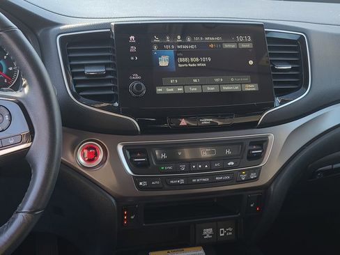 Certified 2022 Honda Pilot Special Edition image 14