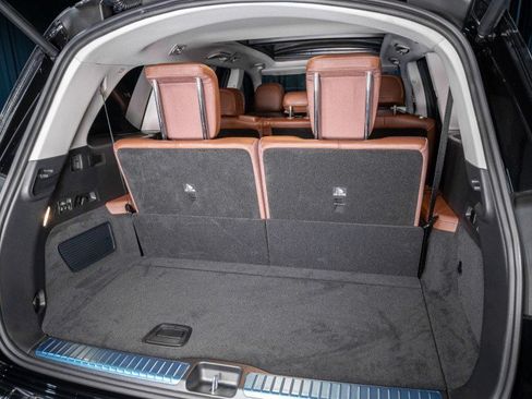 Certified 2026 Mercedes-Benz GLS 450 4MATIC image 6