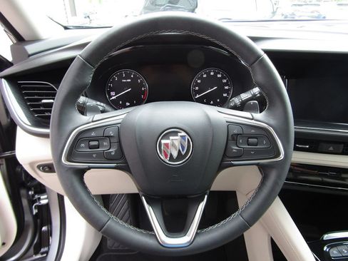 Used 2023 Buick Envision Essence AWD/4WD image 7