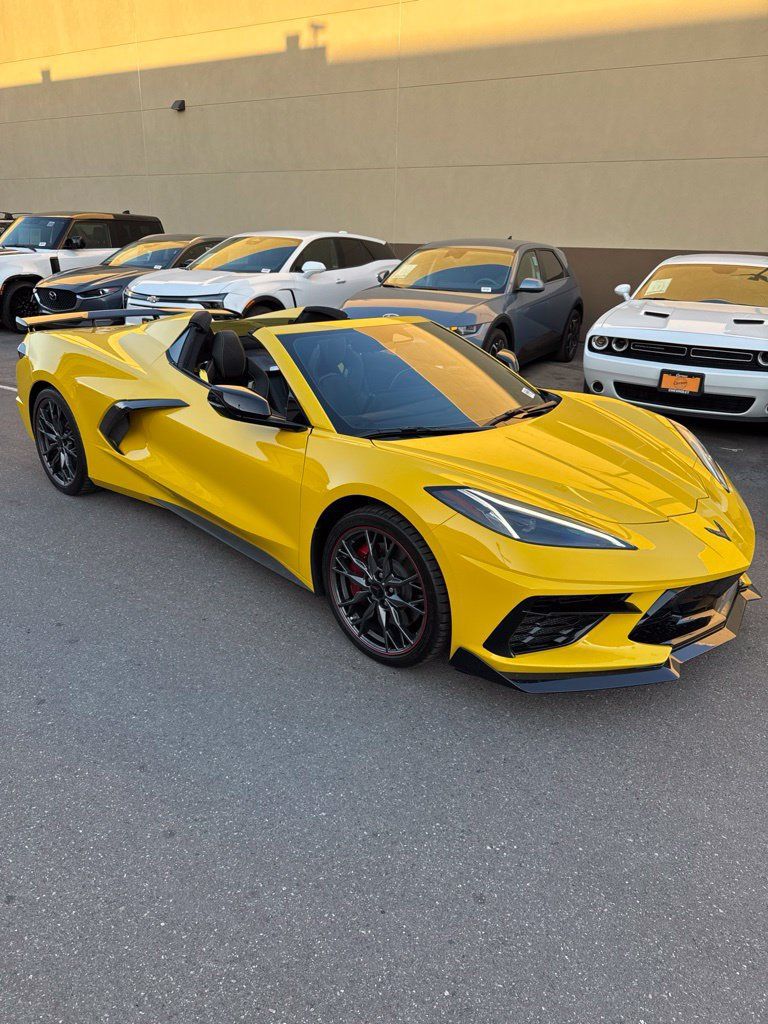 Used 2026 Chevrolet Corvette Stingray Premium Conv w/ Z51 Performance Package RWD image 19