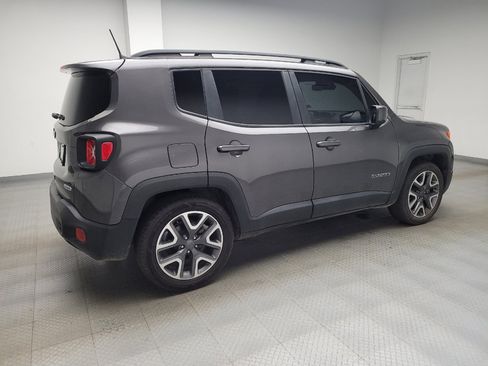 Used 2018 Jeep Renegade Latitude FWD image 10