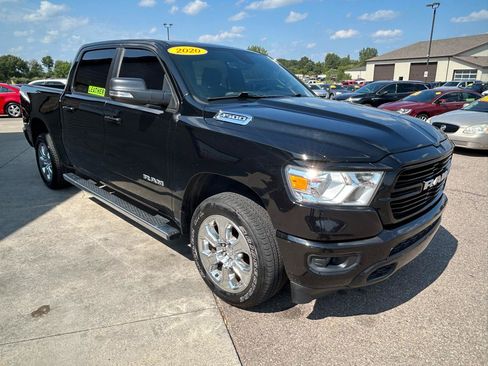 Used 2020 RAM 1500 Big Horn AWD/4WD image 3