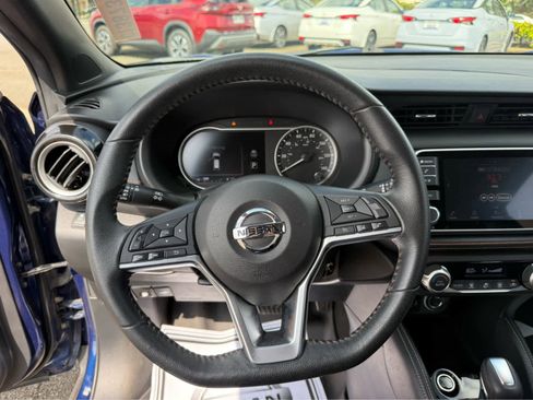 Used 2019 Nissan Kicks SR w/ Exterior Package image 6