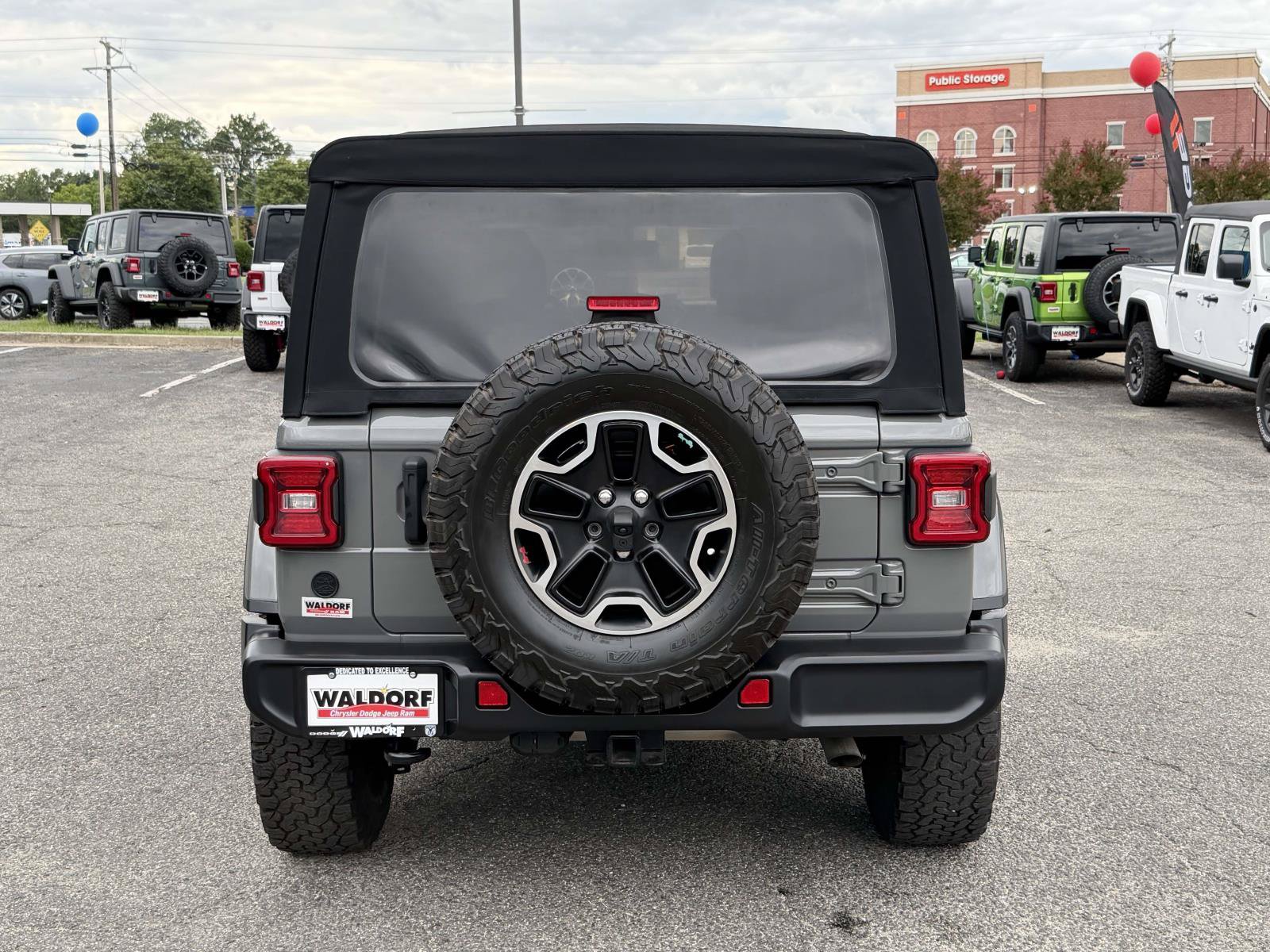 Used 2021 Jeep Wrangler Unlimited Sahara AWD/4WD image 4