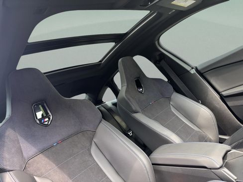 Used 2026 BMW M235i xDrive w/ M Performance Package image 31