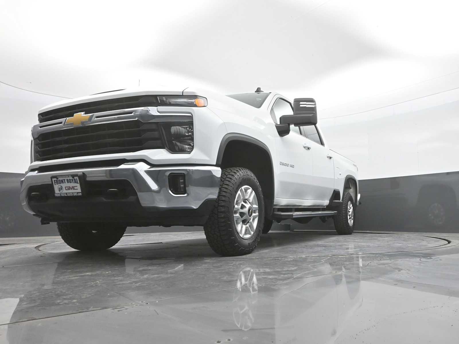 Used 2025 Chevrolet Silverado 2500 LT w/ Convenience Package AWD/4WD image 43