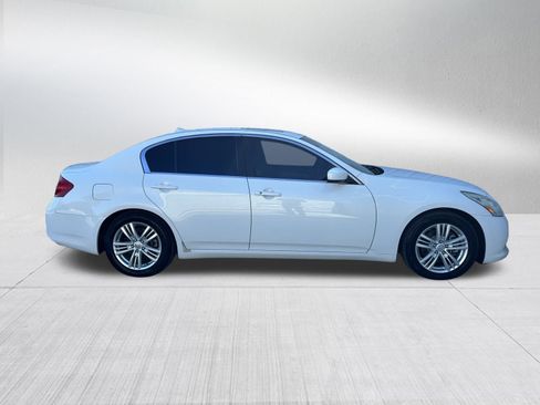 Used 2013 INFINITI G37 Journey w/ Premium Pkg image 4