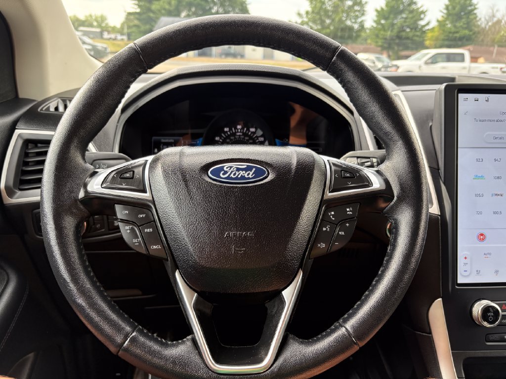 Used 2024 Ford Edge SEL w/ Convenience Package AWD/4WD image 15