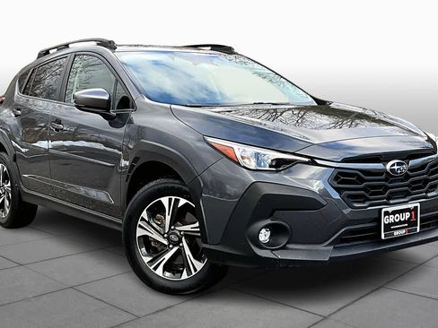 Used 2024 Subaru Crosstrek 2.0i Premium image 2