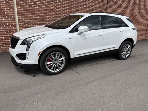 Used 2022 Cadillac XT5 Sportv AWD/4WD image 1
