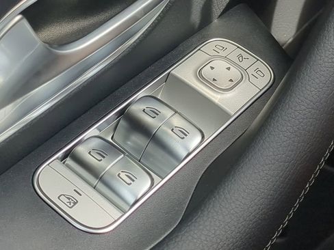 Certified 2026 Mercedes-Benz GLE 350 4MATIC image 11