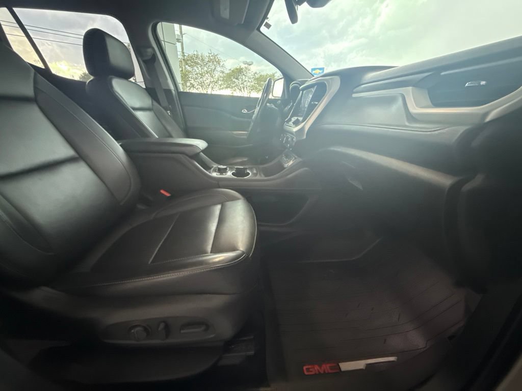 Used 2022 GMC Acadia SLT w/ Preferred Package FWD image 38