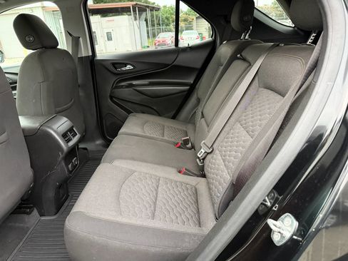 Used 2018 Chevrolet Equinox LT FWD image 21