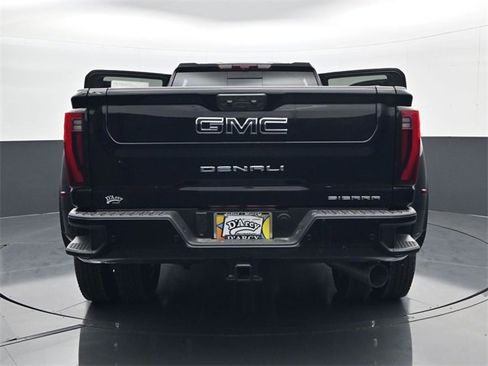 New 2026 GMC Sierra 3500 Denali w/ Denali Reserve Package image 32